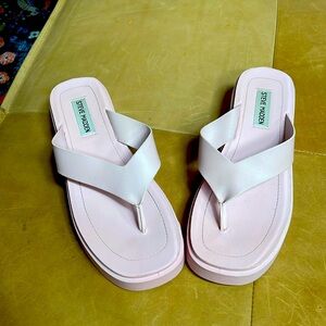 Steve Madden platform pink sandals size 8.5 EUC
